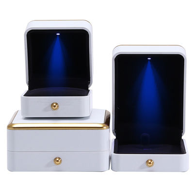 購入 オーダーメイド 宝石箱 包装 金 装飾 プラスチック 宝石ケース LED照明 online manufacture