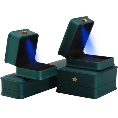 LEDライト ジュエリーボックス オーダーメイド 豪華 クラウン ジュエリー 梱包 プラスチック ベルベット 素材