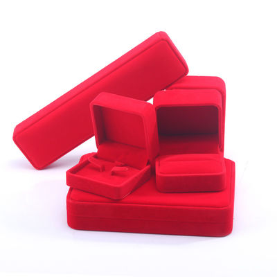 中国 製造 卸売 豪華 ベルベット 赤 宝石 梱包 箱 宝石 オーダーメイド 高級 ネックレス ブレスレット イヤリング リング 宝石 箱 ロゴ付き 梱包