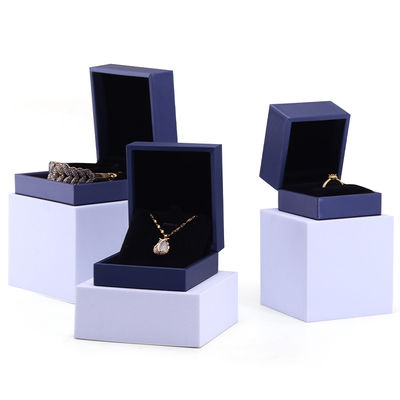 ハンホング 手作り ベルベット 宝石 ネックレスと指輪 9*9*4.5cm ブルー PU レザー
