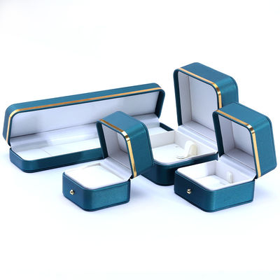 購入 10*10*5.5cm ハンホングで製造された 仕掛け用 豪華革の宝石箱 online manufacture