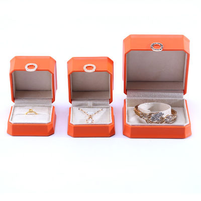 購入 ネックレス ブレスレット 結婚指輪 online manufacture