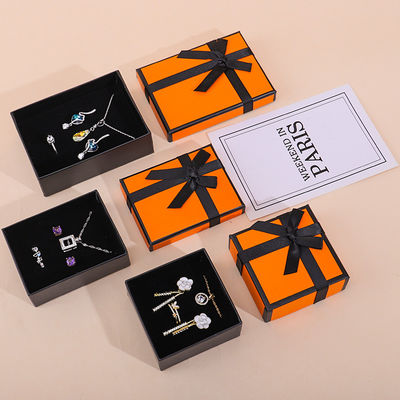 卸売 製造 ハインエンド 宝石 箱 梱包 パーソナライズド オーダーメイド ロゴ 贅沢 ネックレス ブレスレット イヤリング 指輪 宝石 セット 梱包 紙紙 宝石 蝶付き 箱