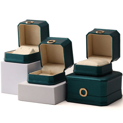 購入 暗緑色 八角形 PU 革 宝石 包装 箱 リング 飾り online manufacture