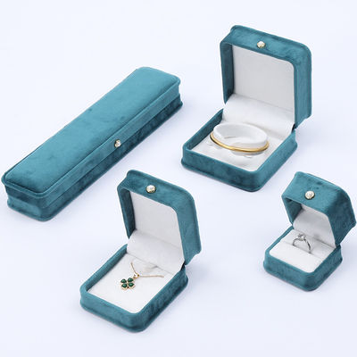 卸売 製造 高級 ベルベット 宝石 梱包 箱 カスタム ネックレス ブレスレット イヤリング 指輪 宝石 セット 包装 緑色 ベルベット 宝石 ロゴ付き 箱