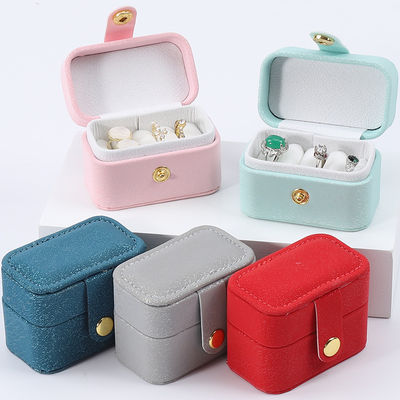 購入 ミニ PU レザー イヤリング ストッド 収納ボックス ジュエリーホルダー ボタン閉付 online manufacture