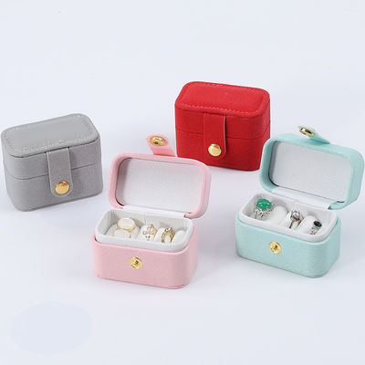 ミニ PU レザー イヤリング ストッド 収納ボックス ジュエリーホルダー ボタン閉付