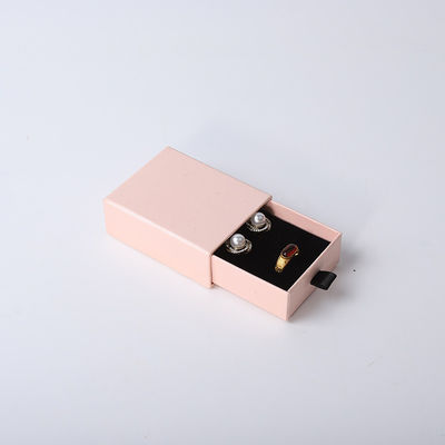卸売 製造 エコフレンドリー 高品質 ギフト 宝石 箱 個別化 オーダーメイド リング ネックレス イヤリング ブレスレット パッケージ ピンク カードボード 紙 引き出し 宝石 箱 ロゴ付き