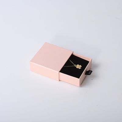 卸売 製造 エコフレンドリー 高品質 ギフト 宝石 箱 個別化 オーダーメイド リング ネックレス イヤリング ブレスレット パッケージ ピンク カードボード 紙 引き出し 宝石 箱 ロゴ付き