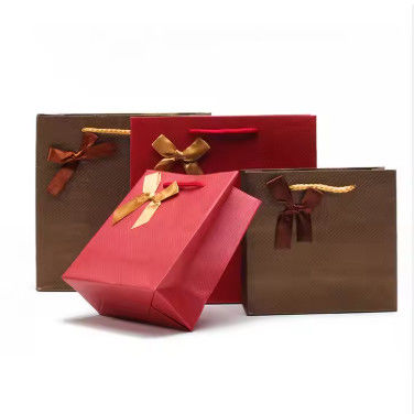 黒い正方形ベルベットジュエリーウェディングリング包装ジュエリーボックス