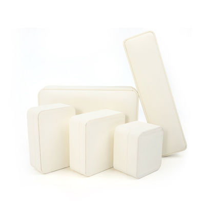 OEM ODM 手作り 正方形 白革 ジュエリーボックス ネックレス ブレスレット イヤリング リング パッケージング用