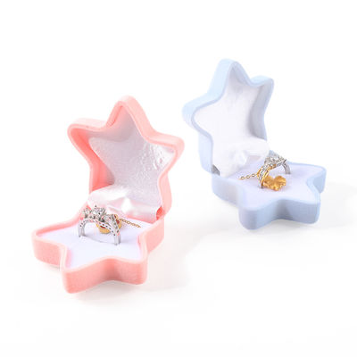 ロゴ付きOEMパーソナライズされたフリップヒトデベルベットリングボックスジュエリーパッケージ