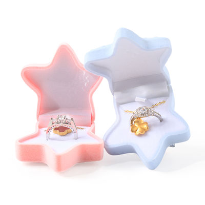 ロゴ付きOEMパーソナライズされたフリップヒトデベルベットリングボックスジュエリーパッケージ