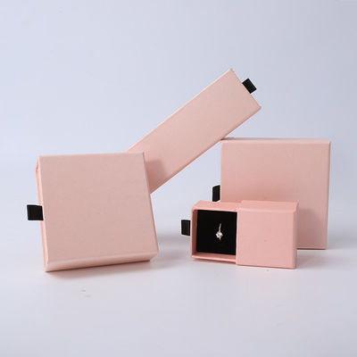 長方形のジュエリーボックス 環境に優しい正方形の紙 ピンクの引き出し ジュエリーボックス